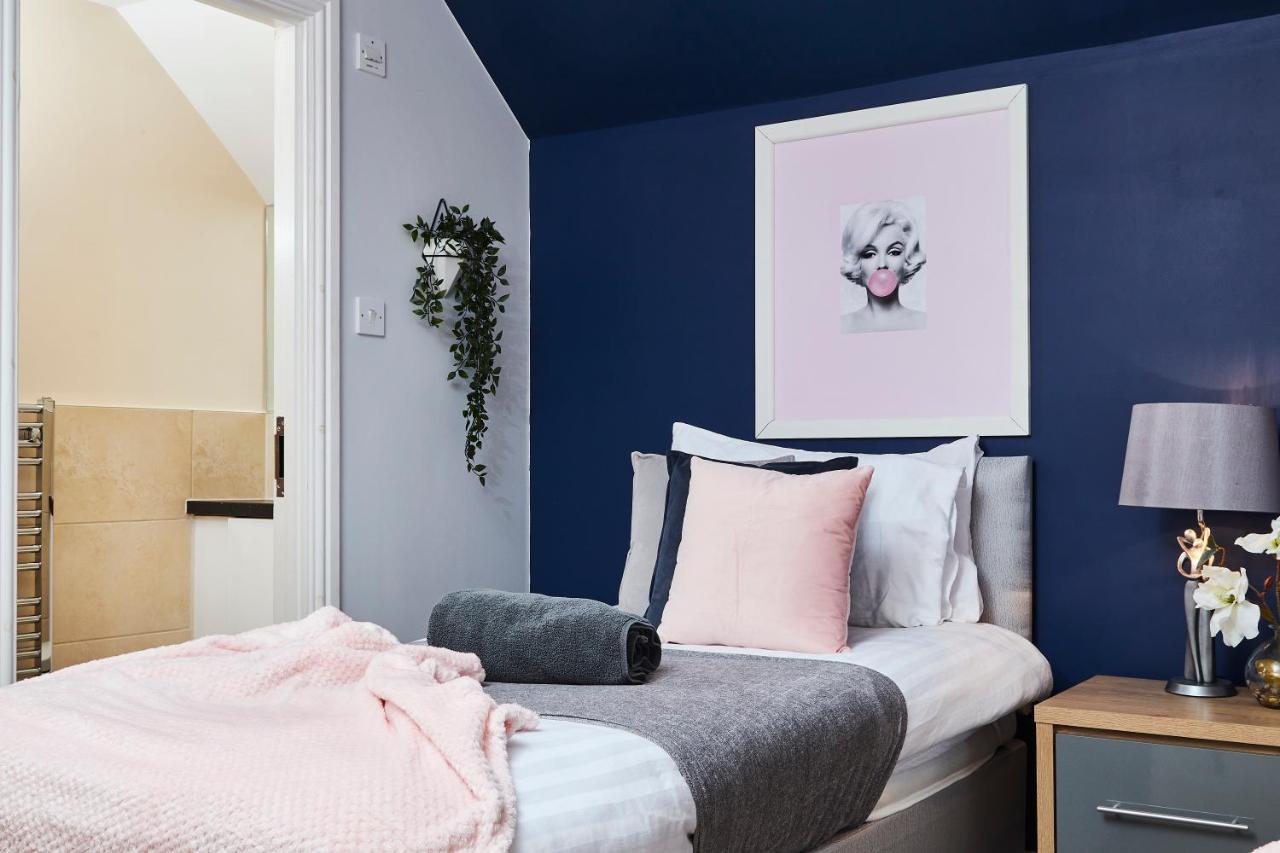 Striking Monroe Suite! Бат Экстерьер фото